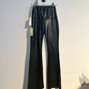 Wilfred Leather Flare Leggings